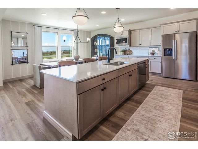 6079 Red Barn Rd, Timnath, CO 80547