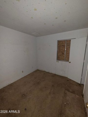 2211 W HARTFORD Avenue, Phoenix, AZ 85023