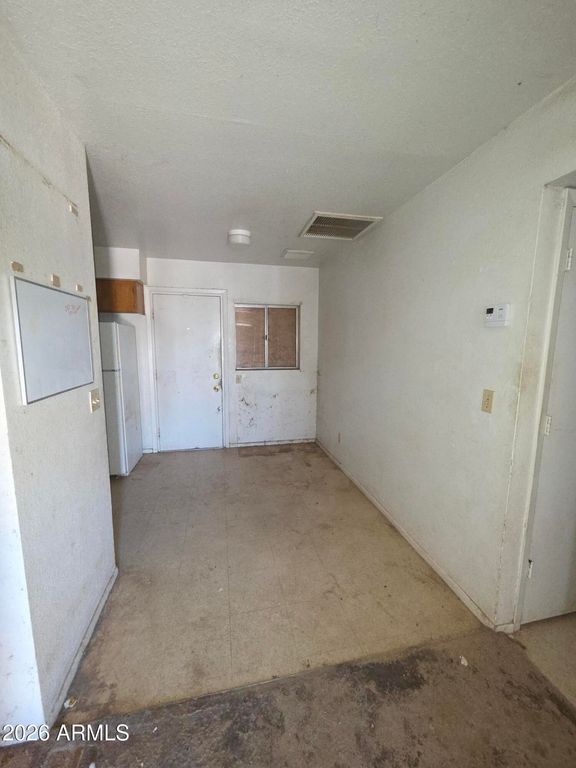 2211 W HARTFORD Avenue, Phoenix, AZ 85023 — photo 4