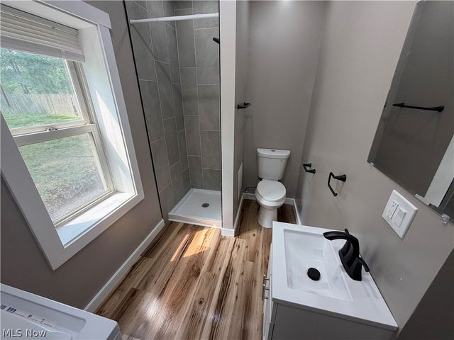 1798 E East 337 Street, Eastlake, OH 44095
