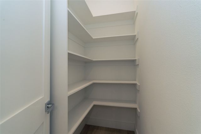 115 E Ireland Drive, Irving, TX 75062
