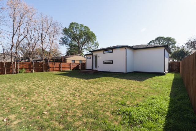 115 E Ireland Drive, Irving, TX 75062