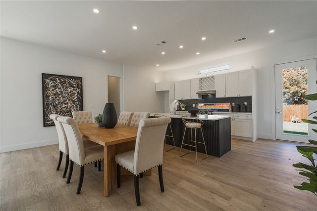 115 E Ireland Drive, Irving, TX 75062