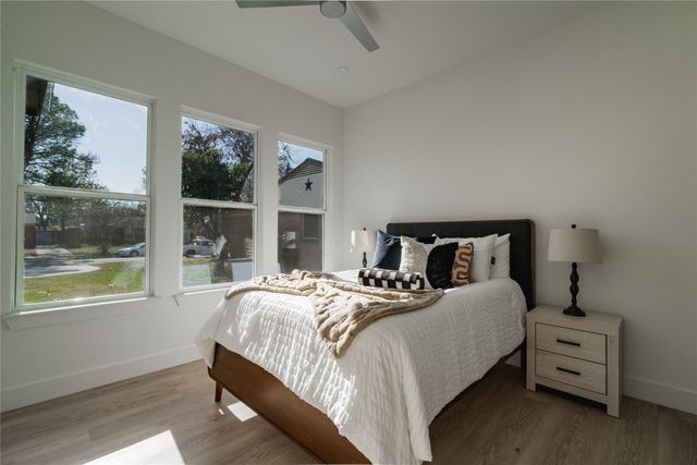 115 E Ireland Drive, Irving, TX 75062