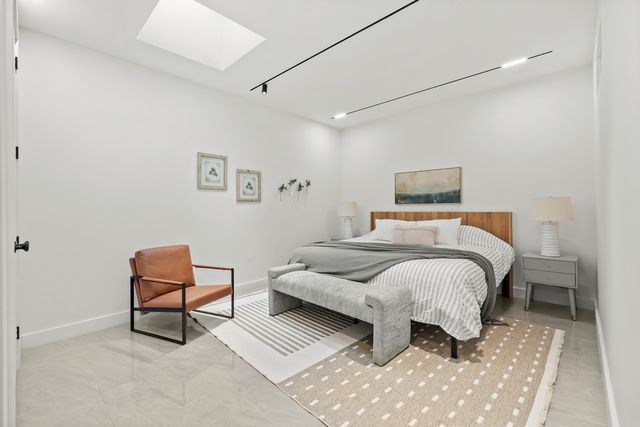 61 N HENRY Street GARDEN1, New York City, NY 11222