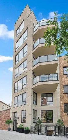 61 N HENRY Street GARDEN1, New York City, NY 11222