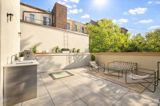 61 N HENRY Street GARDEN1, New York City, NY 11222