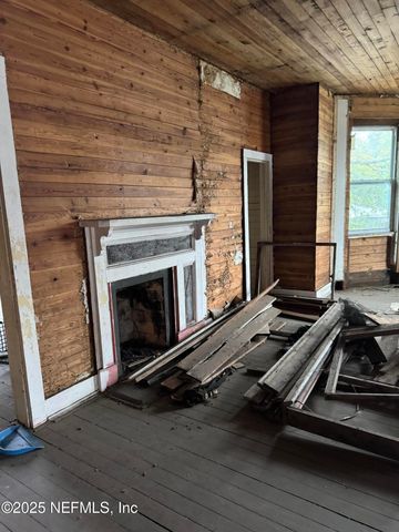 708 N WALNUT Street, Starke, FL 32091