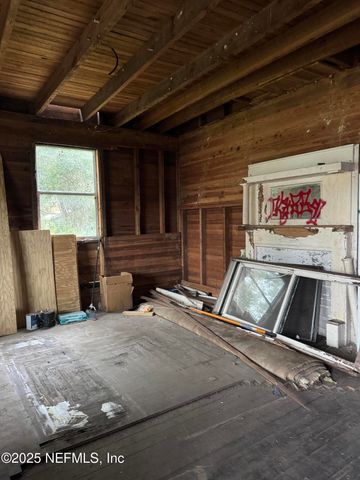 708 N WALNUT Street, Starke, FL 32091