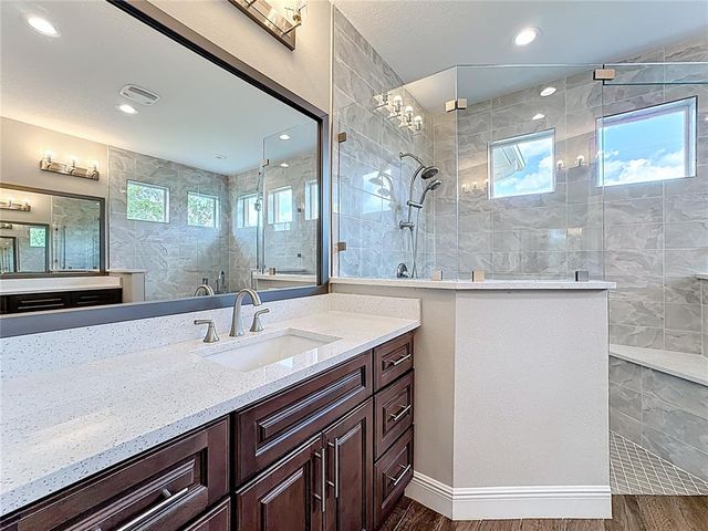 19424 OAKLEAF STREET, Orlando, FL 32833