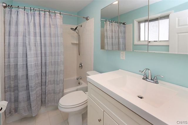 104 Ardsley Drive, Dewitt, NY 13214