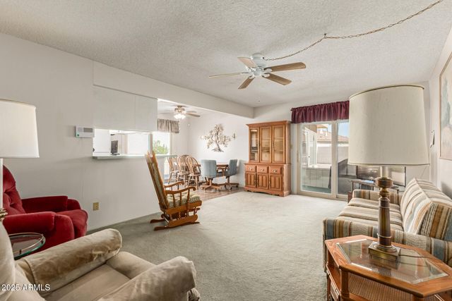 26019 S PARKSIDE Drive, Sun Lakes, AZ 85248