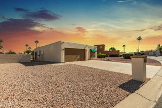 26019 S PARKSIDE Drive, Sun Lakes, AZ 85248
