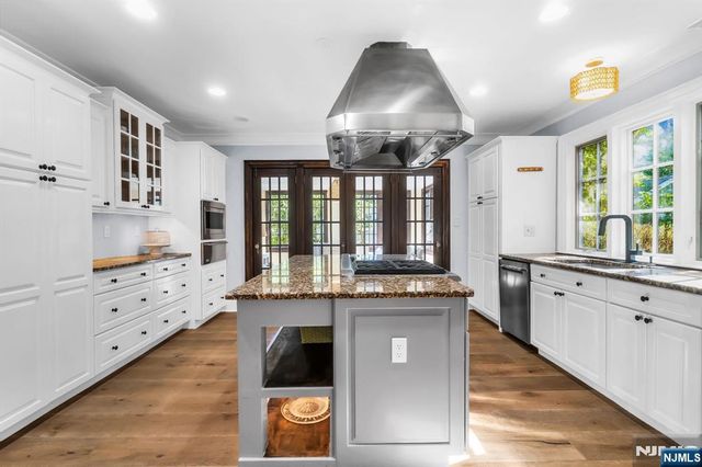 348 W South Orange Avenue, South Orange Village, NJ 07079