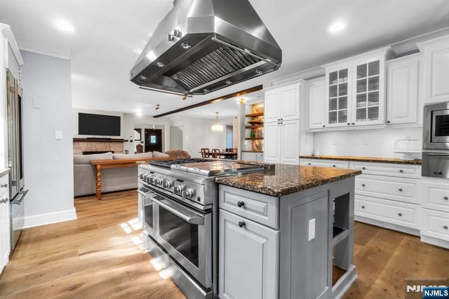 348 W South Orange Avenue, South Orange Village, NJ 07079
