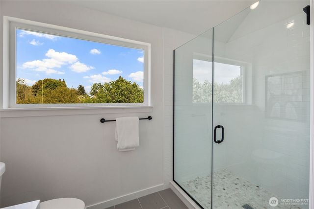 806 B S Rose Street, Seattle, WA 98108