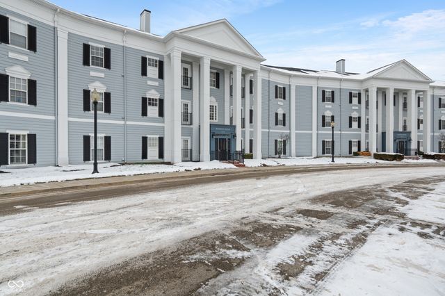 12926 University Crescent 3A, Carmel, IN 46032