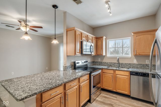 12926 University Crescent 3A, Carmel, IN 46032