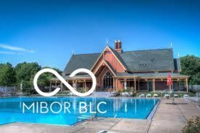 12926 University Crescent 3A, Carmel, IN 46032