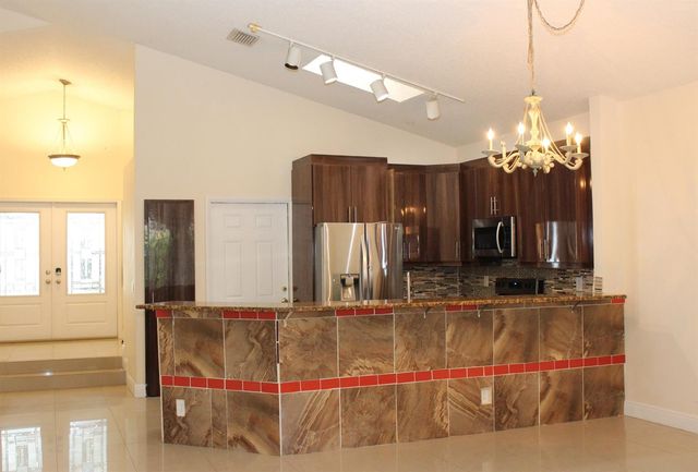 7705 Forest Green Lane, Boynton Beach, FL 33436
