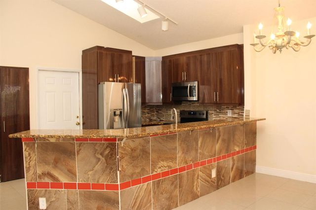 7705 Forest Green Lane, Boynton Beach, FL 33436