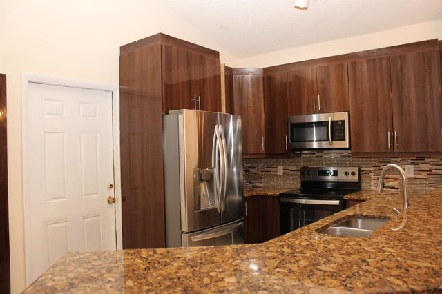 7705 Forest Green Lane, Boynton Beach, FL 33436