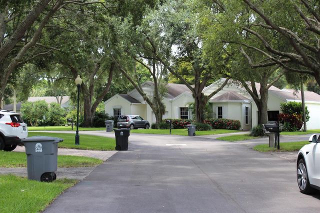 7705 Forest Green Lane, Boynton Beach, FL 33436