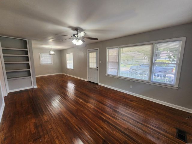 4823 Rogers Street, North Little Rock, AR 72117