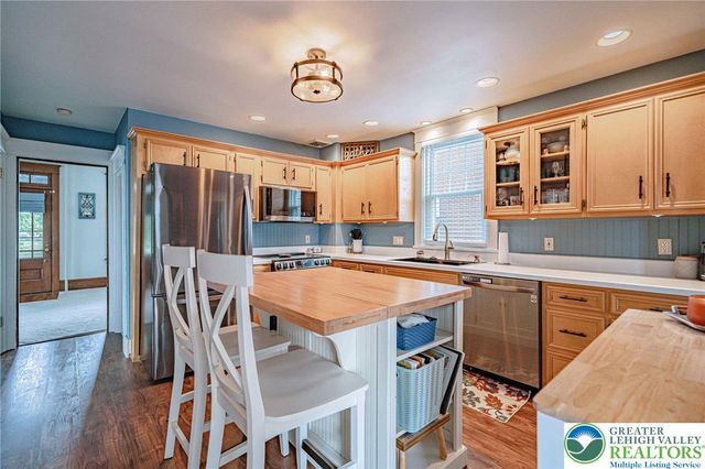 719 Main Street, Tatamy Boro, PA 18085