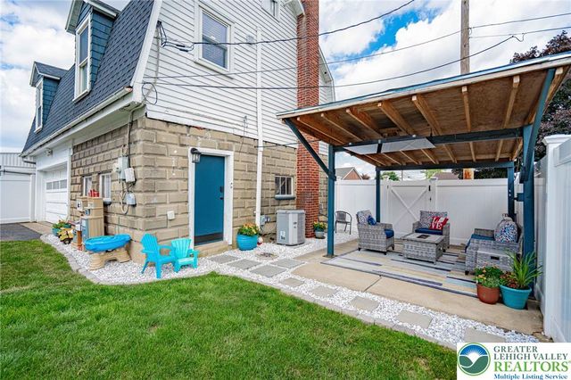 719 Main Street, Tatamy Boro, PA 18085