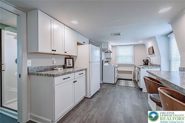 719 Main Street, Tatamy Boro, PA 18085