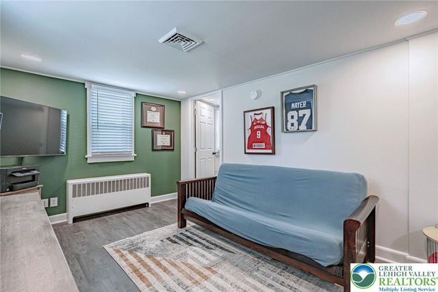 719 Main Street, Tatamy Boro, PA 18085