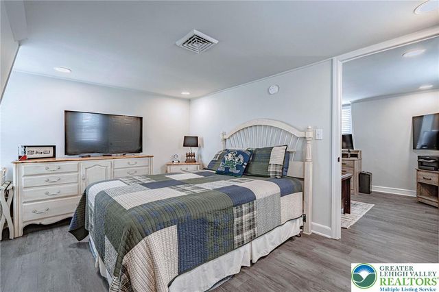 719 Main Street, Tatamy Boro, PA 18085