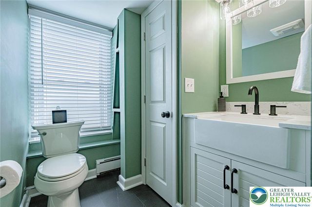 719 Main Street, Tatamy Boro, PA 18085