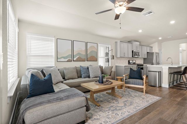 6209 Dumfries LN, Austin, TX 78744