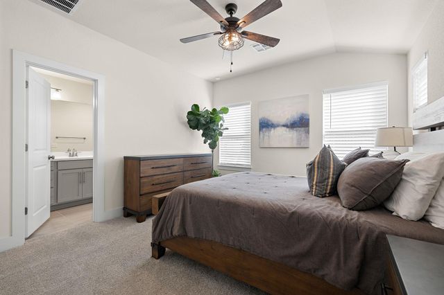 6209 Dumfries LN, Austin, TX 78744