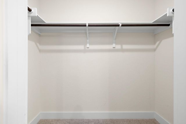 6209 Dumfries LN, Austin, TX 78744