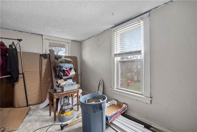 208 Glenwood Street, Elyria, OH 44035