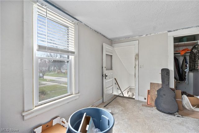 208 Glenwood Street, Elyria, OH 44035