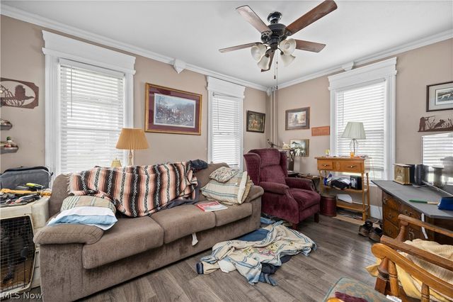 208 Glenwood Street, Elyria, OH 44035