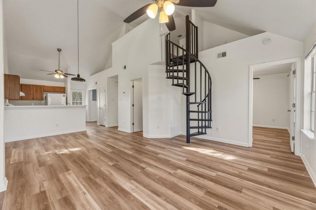 2908 Whisper Oaks LN C, Georgetown, TX 78628