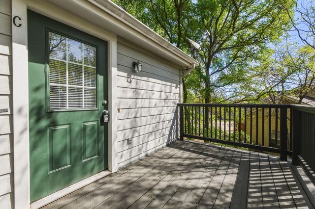 2908 Whisper Oaks LN C, Georgetown, TX 78628