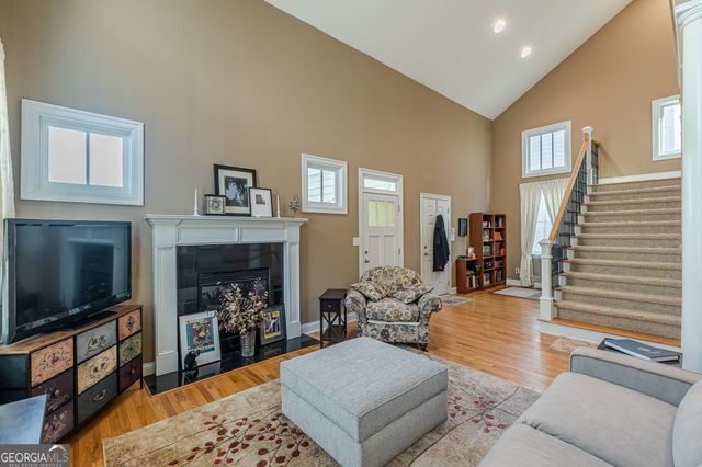 905 Custer Street, Hapeville, GA 30354