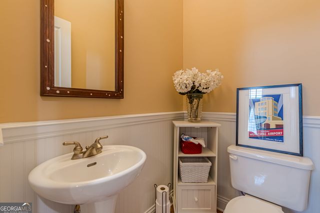 905 Custer Street, Hapeville, GA 30354