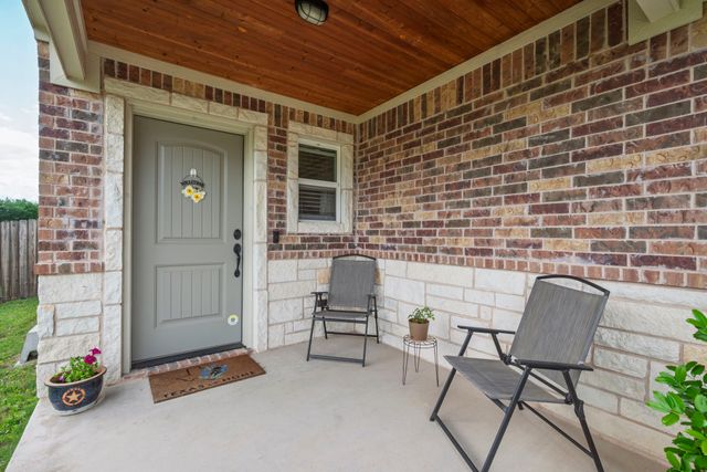 2116 Christine Drive, Granbury, TX 76048
