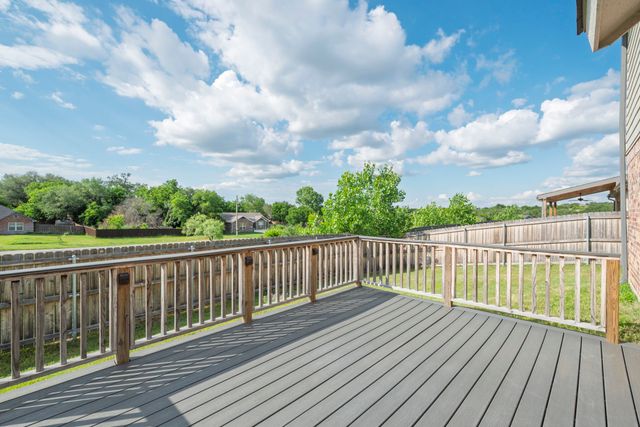 2116 Christine Drive, Granbury, TX 76048