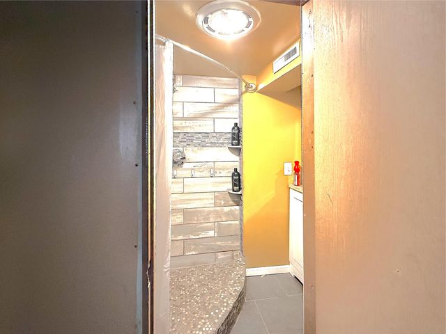 4039 Torrence Avenue, Hammond, IN 46327