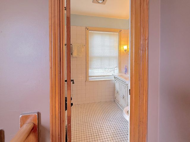 4039 Torrence Avenue, Hammond, IN 46327