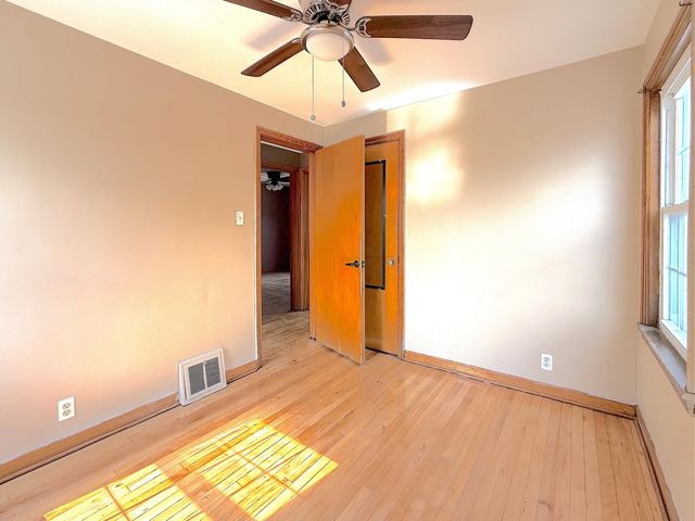 4039 Torrence Avenue, Hammond, IN 46327