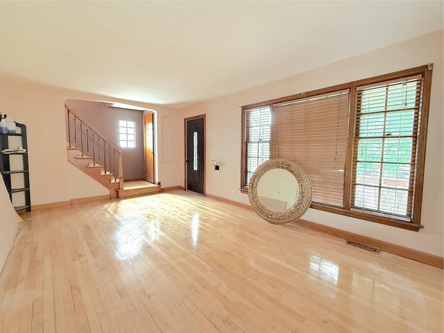 4039 Torrence Avenue, Hammond, IN 46327
